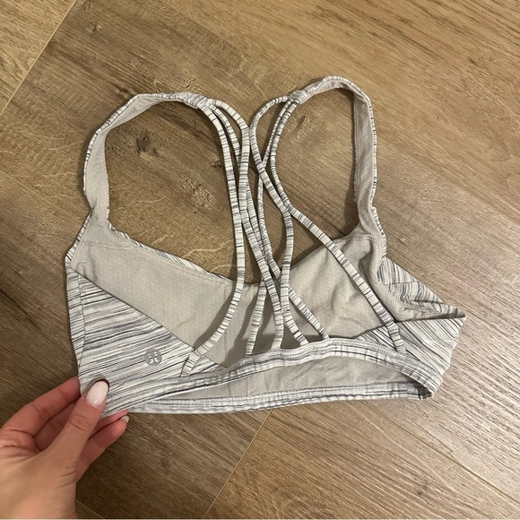 Lululemon Free To Be Zen Sports Bra Space Dye Camo White Silver Size 4 Women’s - Picture 4 of 7